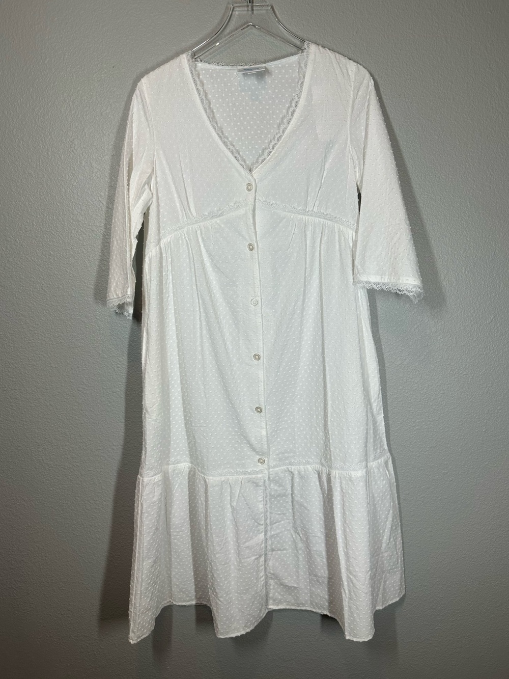 NATIONAL Vintage Deadstock Women's Small V-Neck White Cotton Swiss Dot Nightgown - Picture 11 of 12